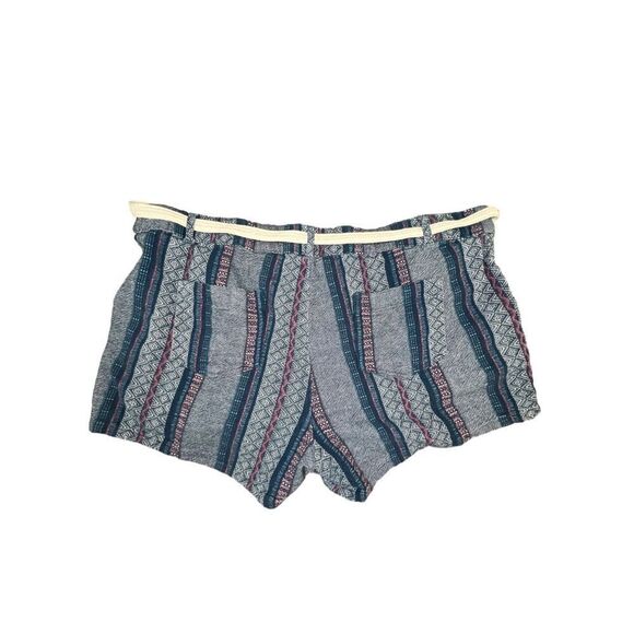 Natural Reflections Boho/Beach Style Shorts With Tassel Belt - Picture 4 of 5